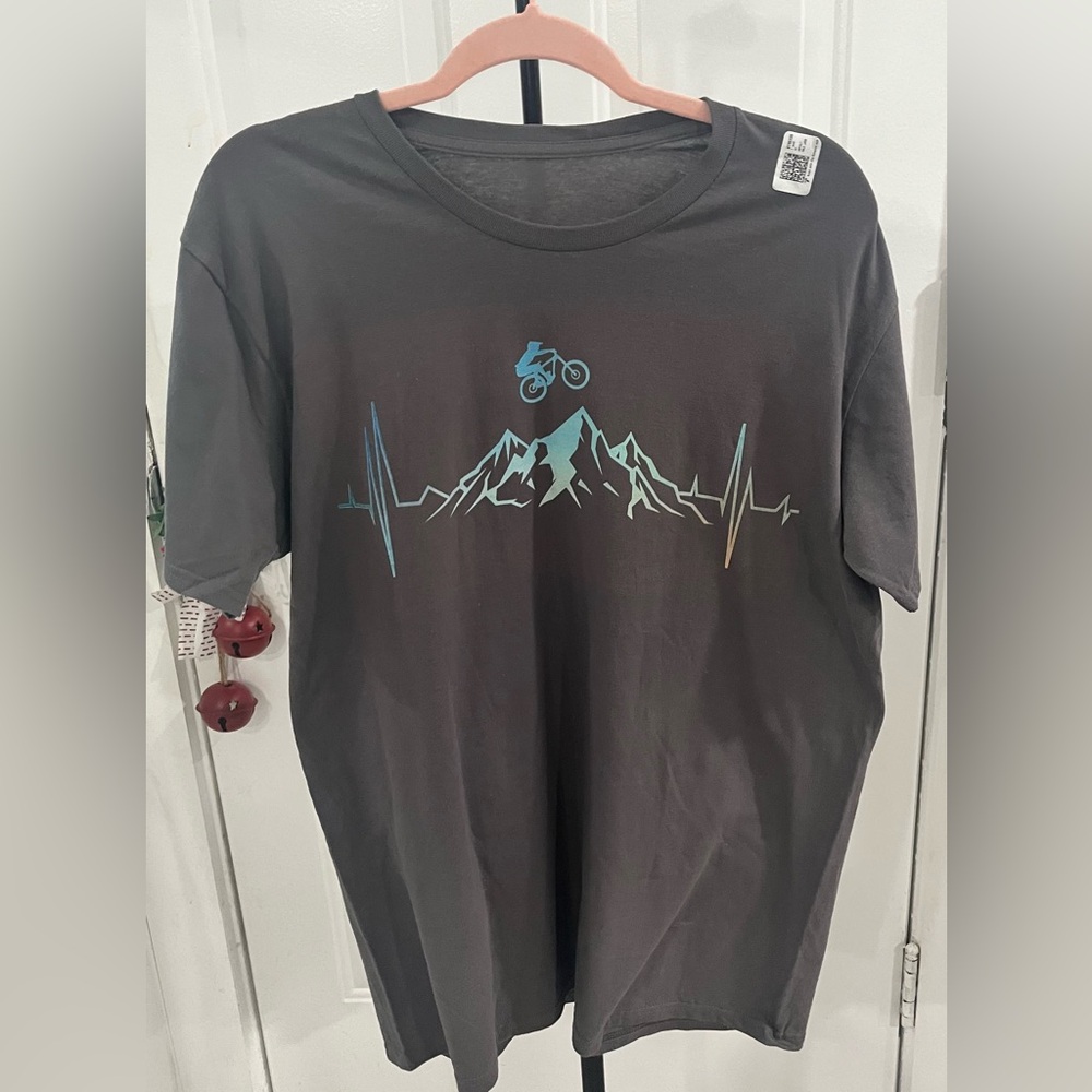 Gildan Black Mountain Biking Tee